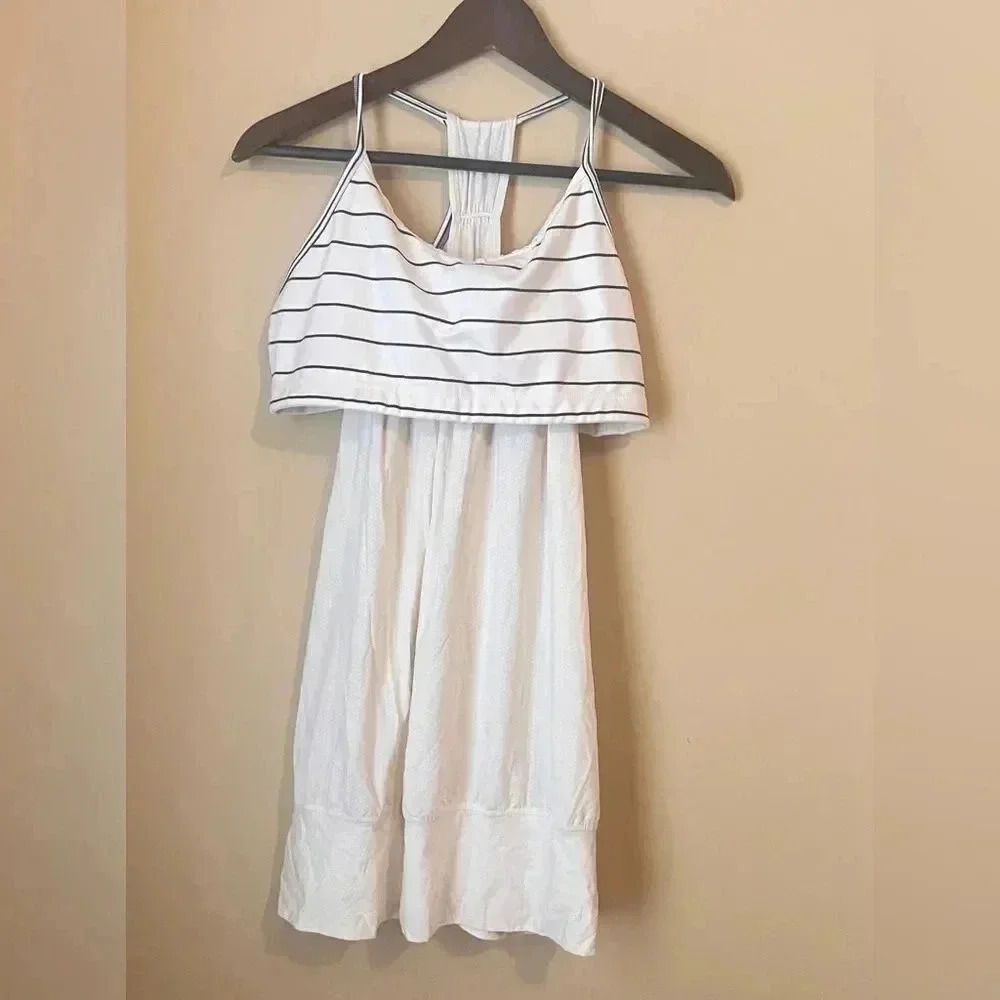 Lululemon No Limits Top